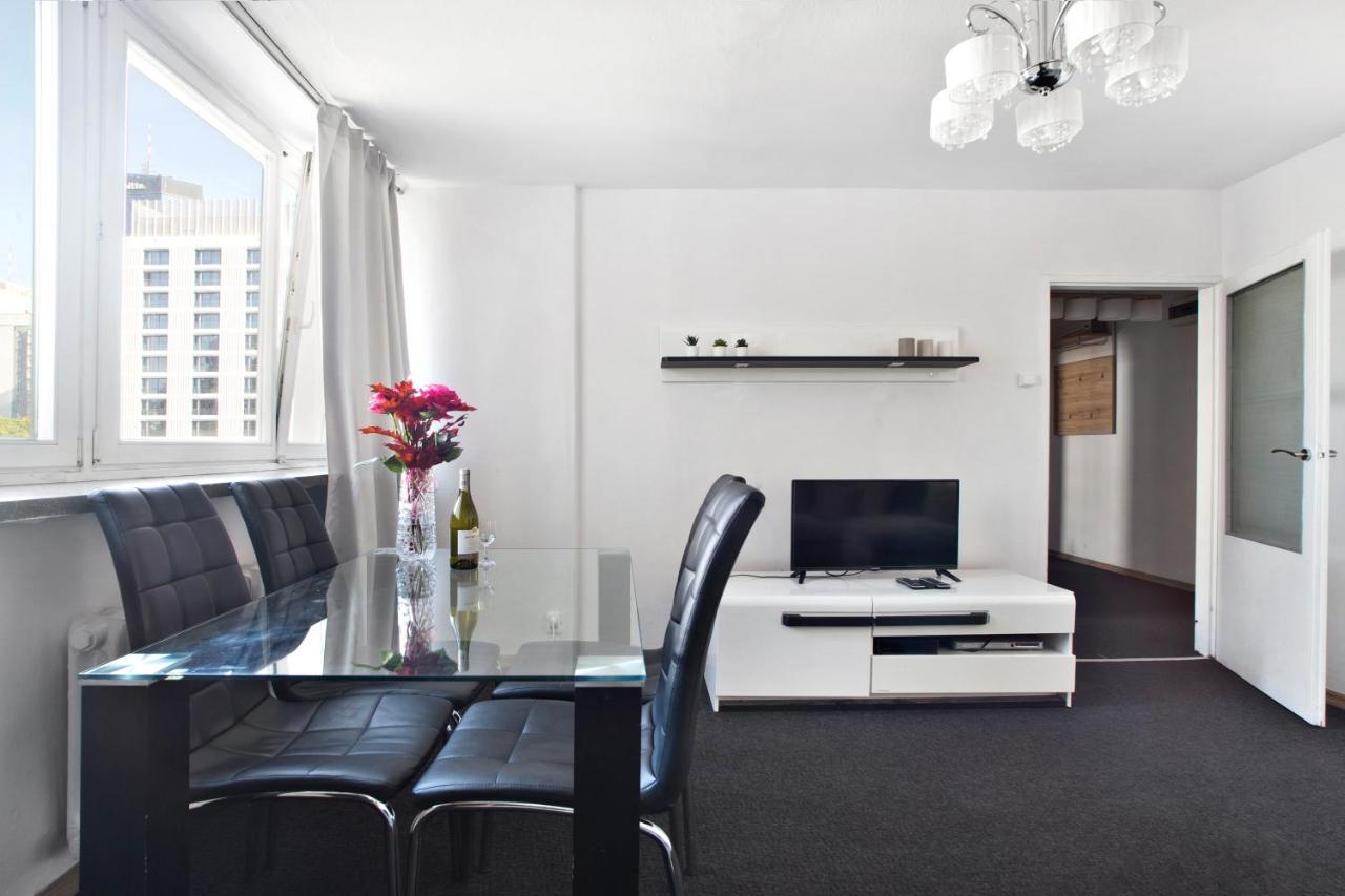P&O City Center Apartments Varsó Kültér fotó