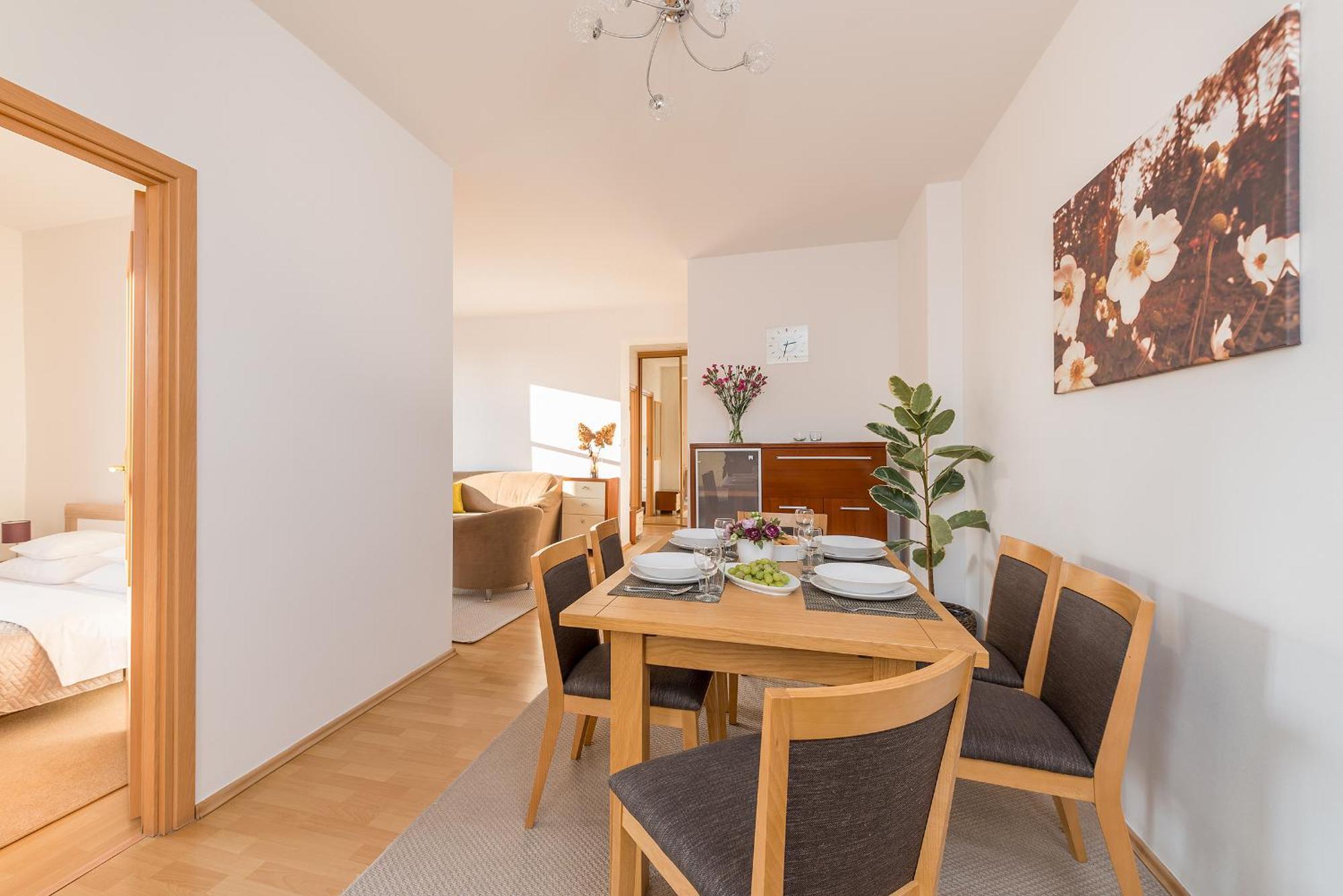 P&O City Center Apartments Varsó Szoba fotó